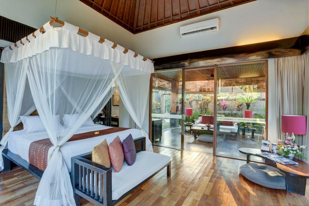 Lagoon Pool Villa